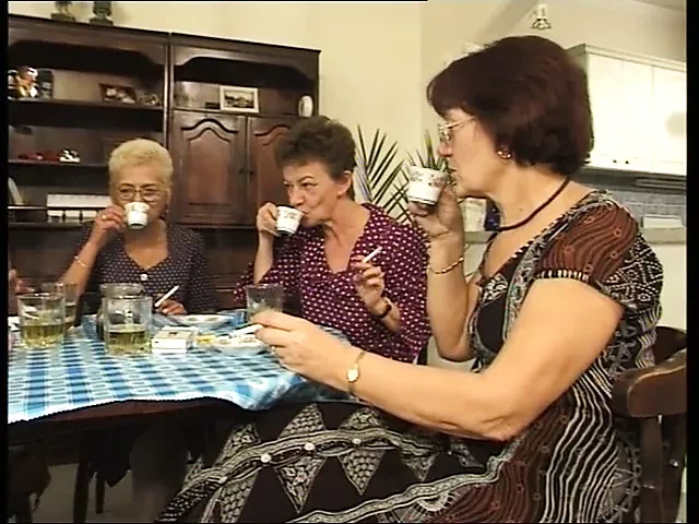 Omas Kaffeekraenzchen