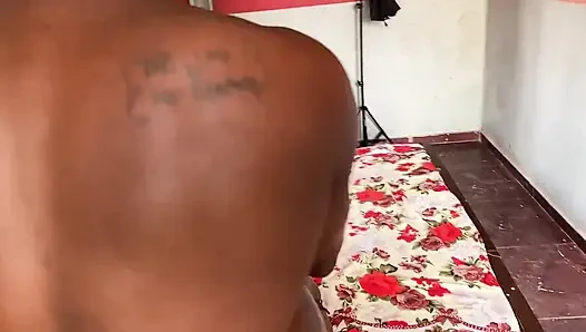 En iyi arkadaşımı sikiyorum