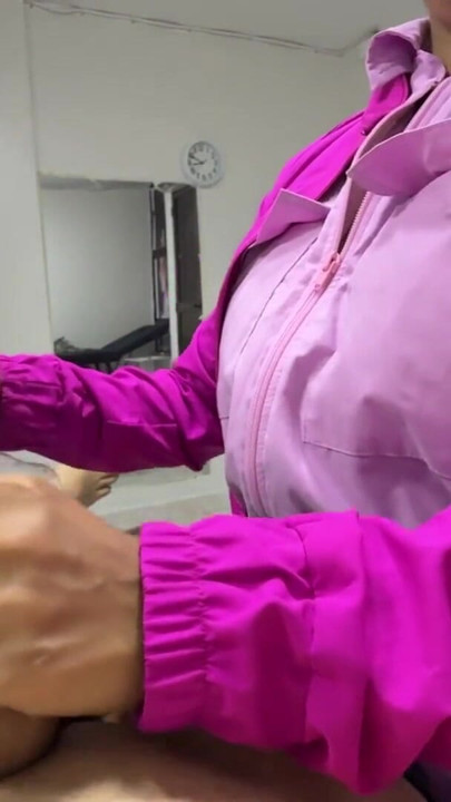 Kantor berubah menjadi dokter festival seks yang terlalu hot | Klip 1