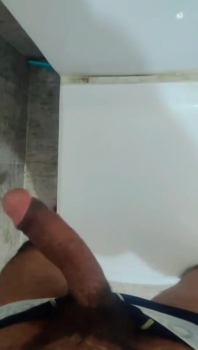 我的坚硬鸡巴和弹跳