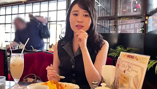 A118F06 A beautiful, innocent, and sensible office lady started a matching app while looking for a boyfriend! Despite her high communication skills, she gets excited and becomes a nymphomaniac despite embarrassment from her sly body touches!