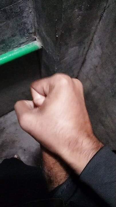 화장실 소년 자위