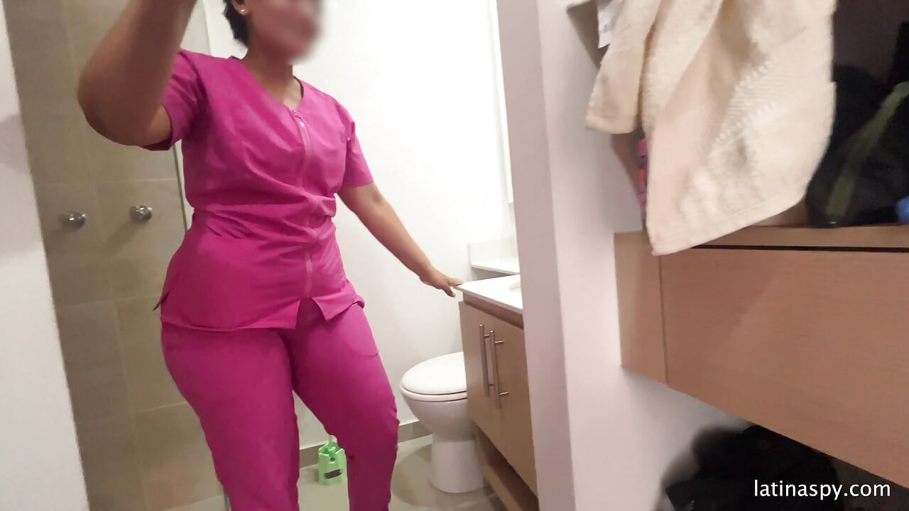 التنظيف في مكان ريك هو يوم ممتع الجزء الأول