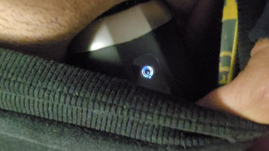 Ravno u masturbator i sad voli sexting