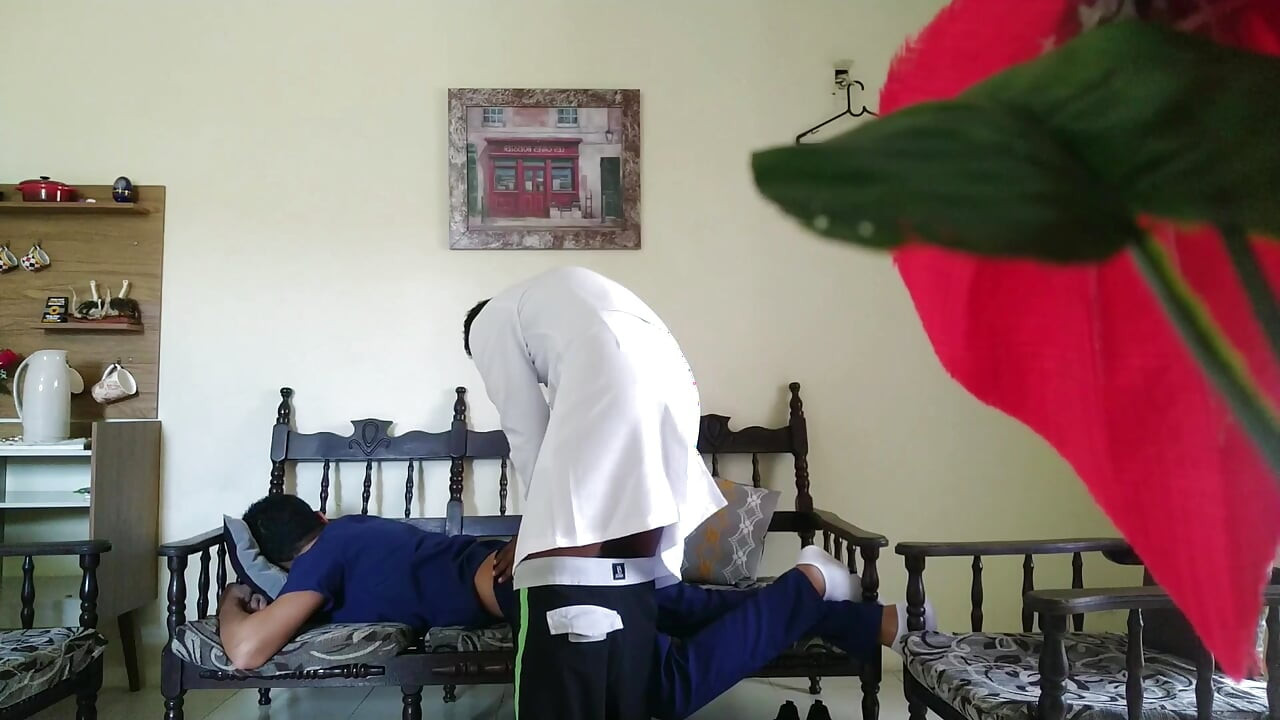 प्लीज डॉक्टर मेरी गांड में वीर्य डालो