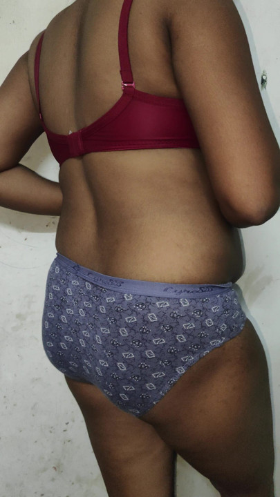 Desi hot aunty