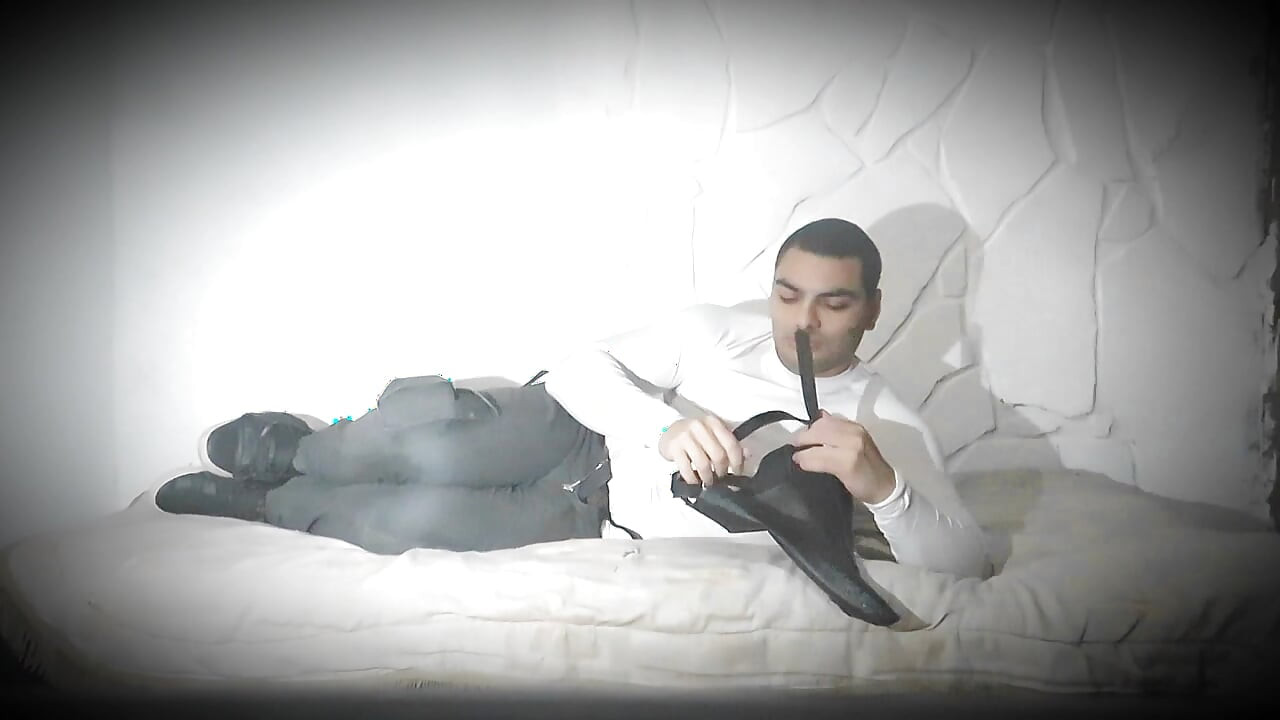 - Masturbation Rubbing Dick - Cristopher Rebellato Alexis - GuitarJob - Caballero Sexy N1 -
