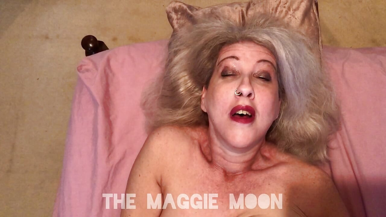 接写潮吹きショットで私を犯すPOV