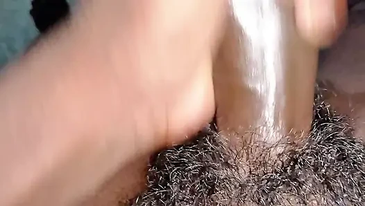 Büyük penis masajı ve mastürbasyon