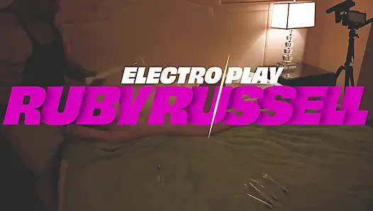 Kızıl saçlı elektro şok oyun zamanı