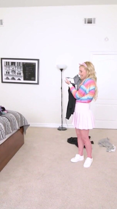 Nouvelle petite sœur minuscule par teamskeet - little et baddie - teaser | Clip 1
