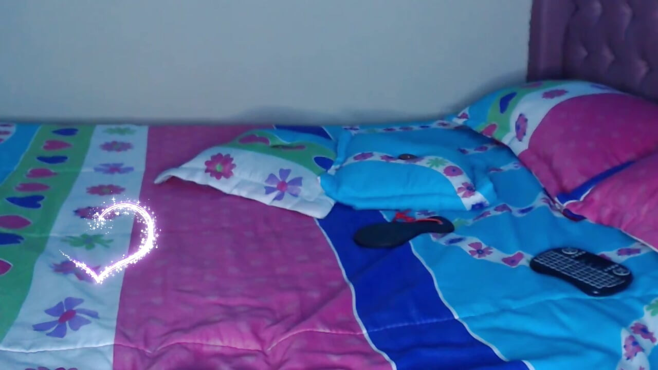 A SUPER INTENSE MASTURBATION SESSION WITH THE HITACHI