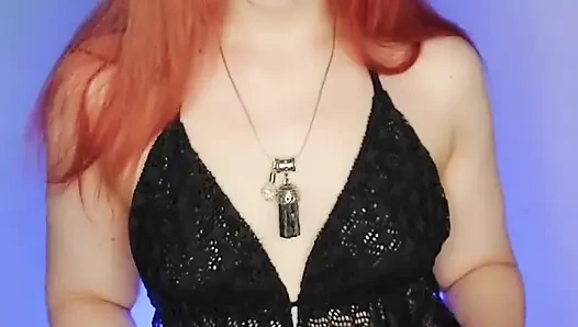 Boynuzlular da Cadılar Bayramı'nı kutlar... Ama metresini memnun etmek fahişelere benziyor!