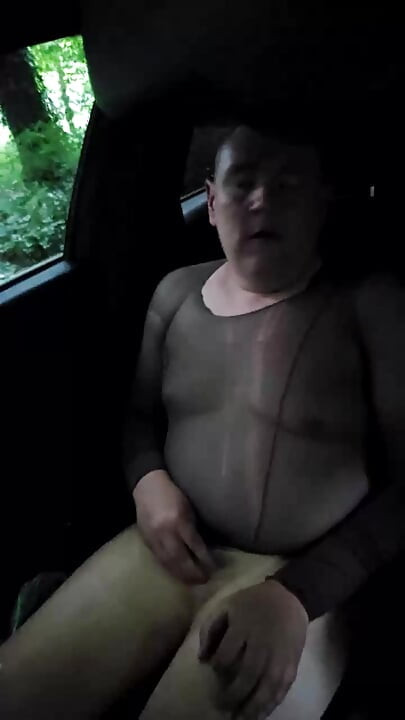 Pantyhoseslave Thomas Katz jerk tiny cock worringer reitweg muehlheim ruhr in car and torture cock with nettles