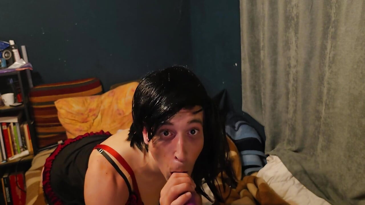 Ich blase meinen dildo