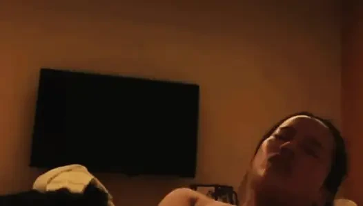 В комнате во Флориде, она мастурбирует каждый день ожидая, пока вы, чтобы сообщения ей в чате