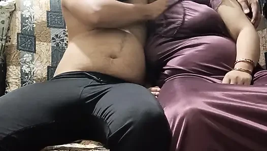 Suami & istri lagi asik ngentot