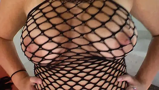 Blondine mit erstaunlichen dicken möpsen hat eine harte lektion von sex