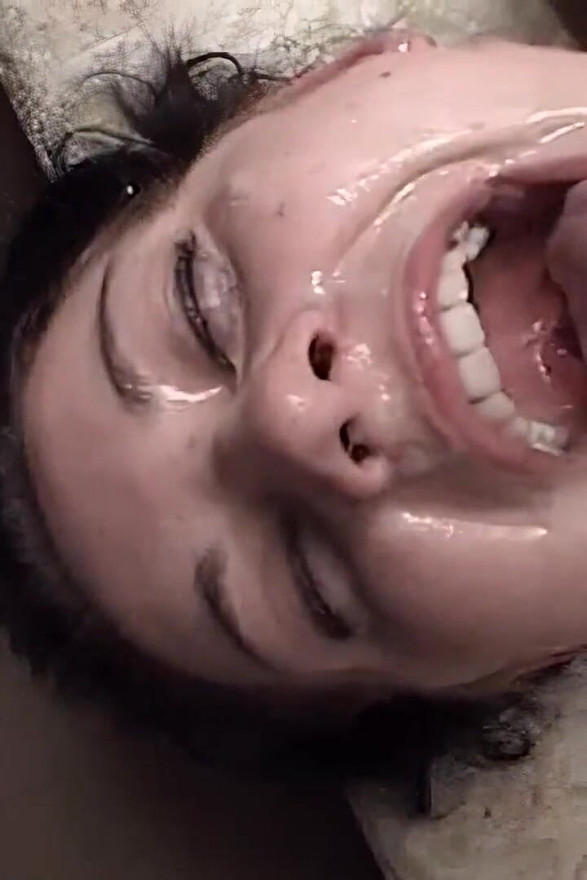 Slut Gets Cum in Her Face During Threesome