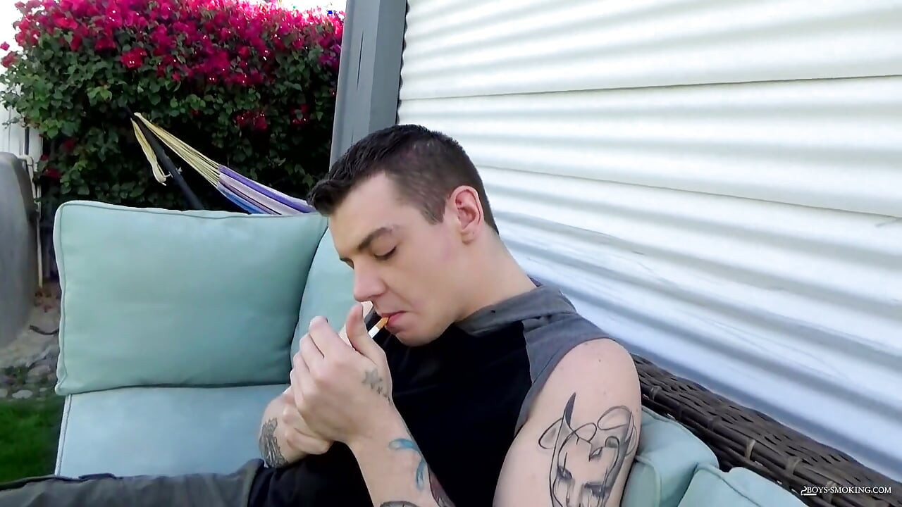 A smokers sticky self facial