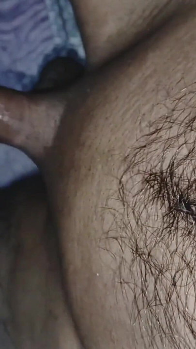Real Desi Girl Yellow Outfit Intense Bedroom Sex - Closeup | Clip 2