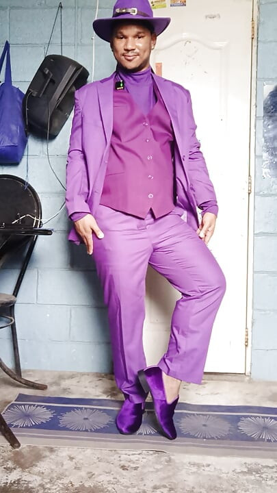 클래식 퍼플 수트