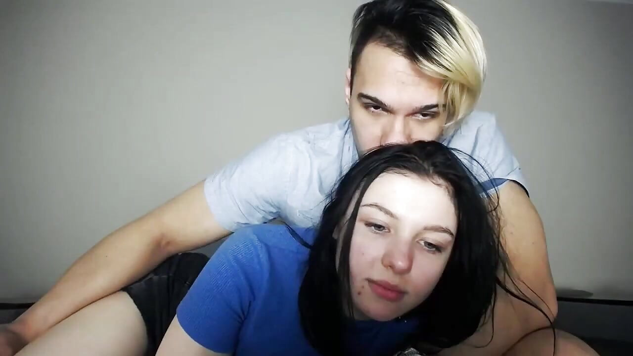 Teen Couple on Web Cam
