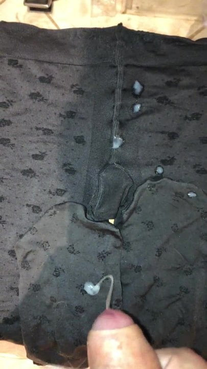Cum pantyhose