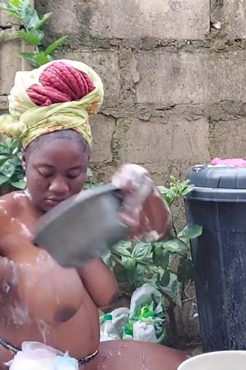 Solo Girl