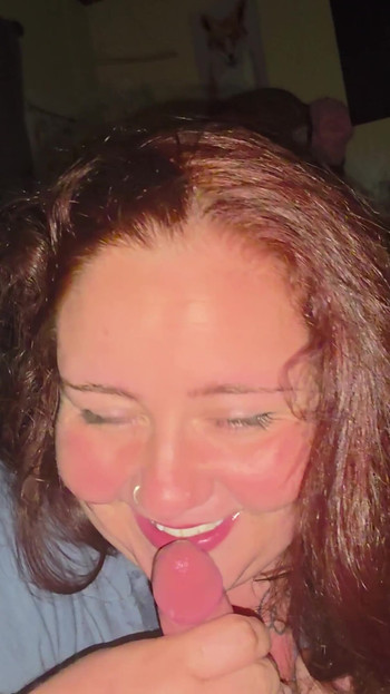 잠자리에 들기 전에 늦은 밤 오럴을 원하시나요? 난 네가 할 거라고 내기 | 클리 2