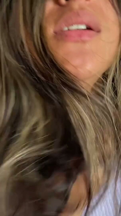 if you like latinas this is your video | Clip 1