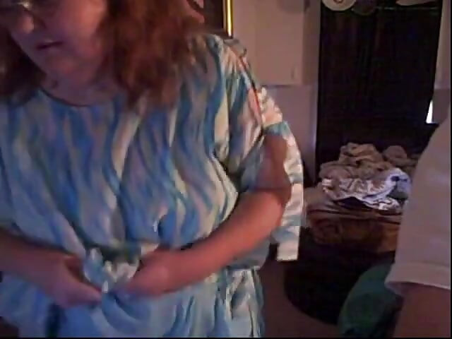 Bbw roodharige dansende camshow in blauwe outfit