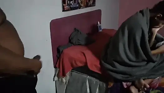 Anal ally'min üvey kızını ve genç evde büyümüş üvey babamı %100 anal sikiyorum