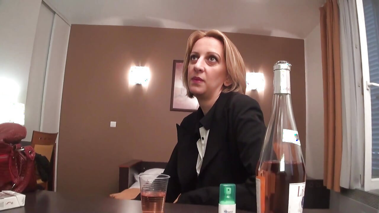 Louise Du Lac Fucked by Two Strangers