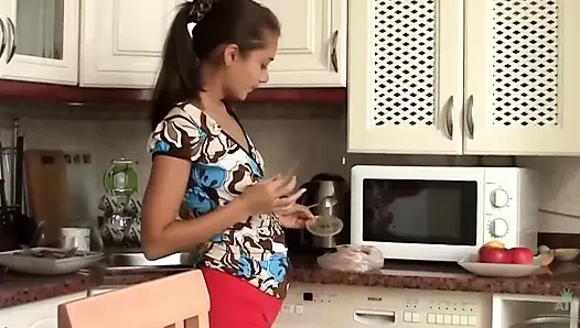 Hairy Teen Making Her Hairy Pussy Orgasming