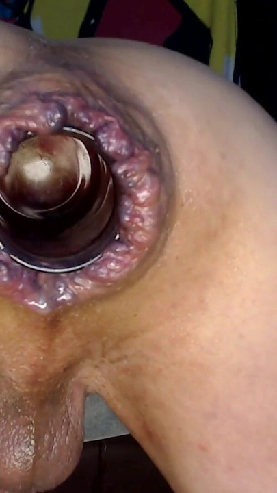 Must-see moment from "follow me to the inner circle of my dirty cave"