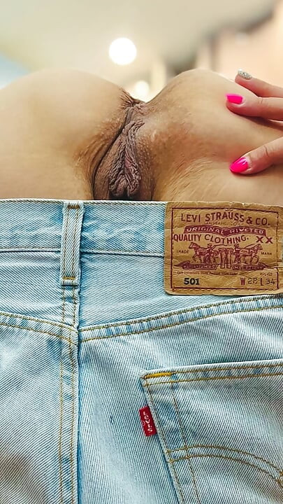 I Masturbate with My Feet and Expose My Pussy Full of Sperm. Photo Slideshow.