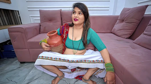Indian Asian newly married bahu accidently hardcore fucked by Tharki sasurji- sasur bahu sex video.