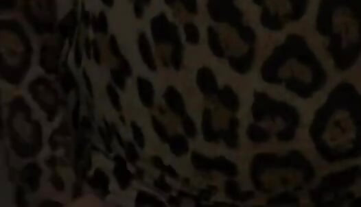 Um homem vestido de prostituta apareceu em um cinema em Tóquio.