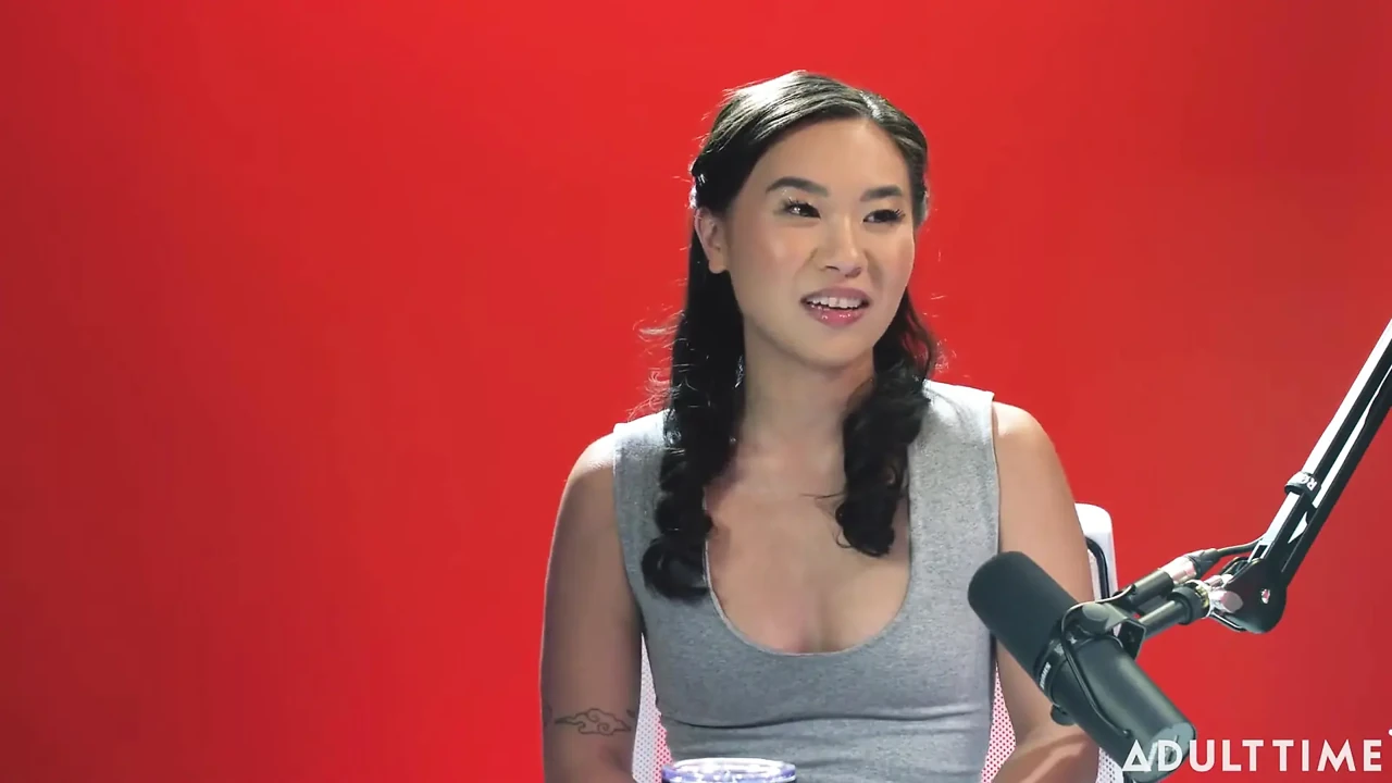 Kimmy Kimm Conquering Shame & Selling Used Panties | the Adult Time Podcast