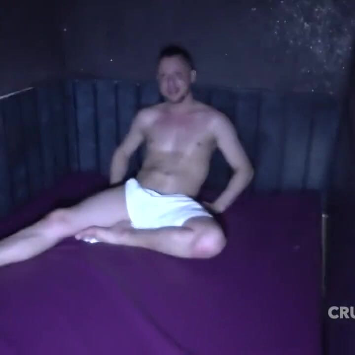 Francesa puta gozada duro por Viktor Rom em uma sauna conceito