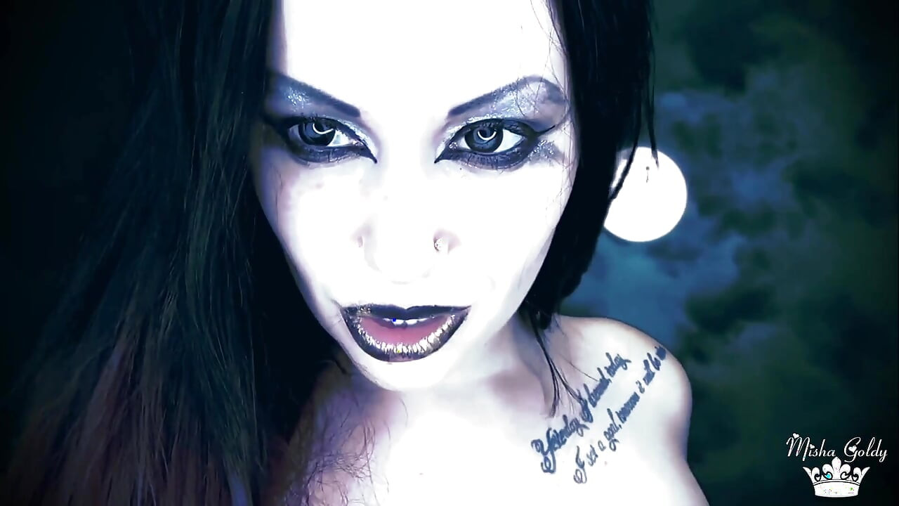 Cruel Banshee Will Eat You and Resurrect You Again and Again After You Cum in Her Mouth