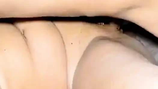 Seks pertama kali dengan gadis kampus