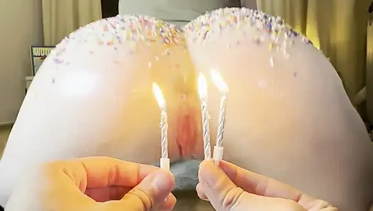 I prepared a cake with my own ass! Are you a fan of sweet ass white girl?