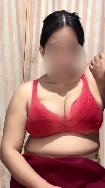 Aku Baru Saja Meminta Adik Iparku Untuk Memijatku | Klip 1