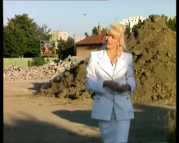 Lea Martini Gangbang with workers