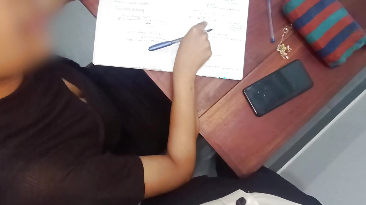 Maestra y estudiante de Sri Lanka