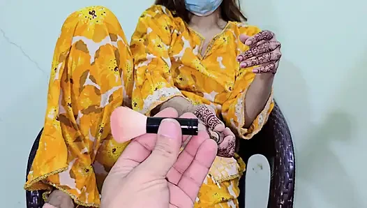 Ngentot pantat bahenol saudara perempuannya yang sange behan ki si gadis kampus ko chod dia