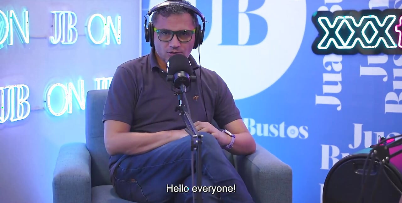 Giant Titted Latina Rosxanagutierrez Penetrated by the Fuck Machine on Juan Bustos Podcast