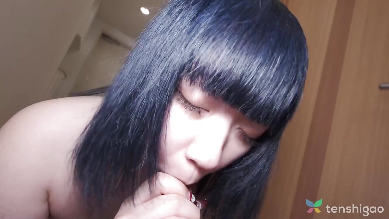 Momona Amamiya Can’t Get Enough of Us